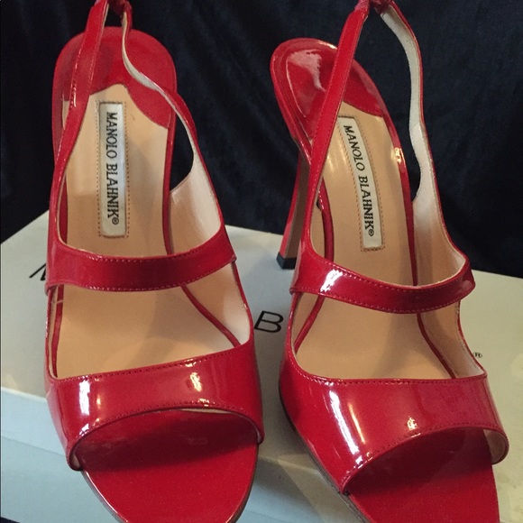 Manolo Blahnik Red patent leather shoes